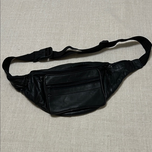 Handbags - Vintage Fanny Pack Black Leather Waist Crossbody Y2K 90’s Travel